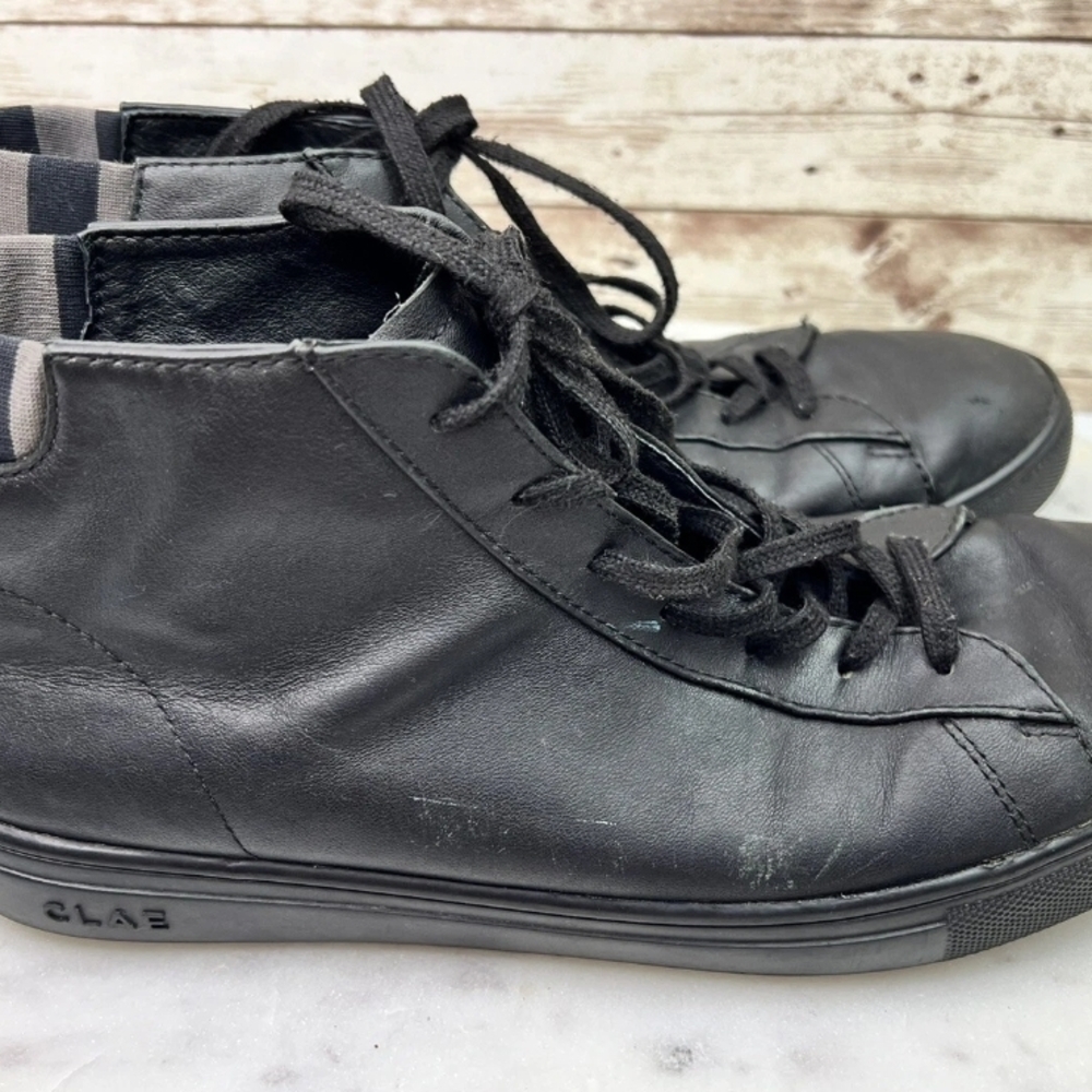 Mens 10  - Clae Bradley Mid Black Leather Sneakers Lace Up Shoe EUC